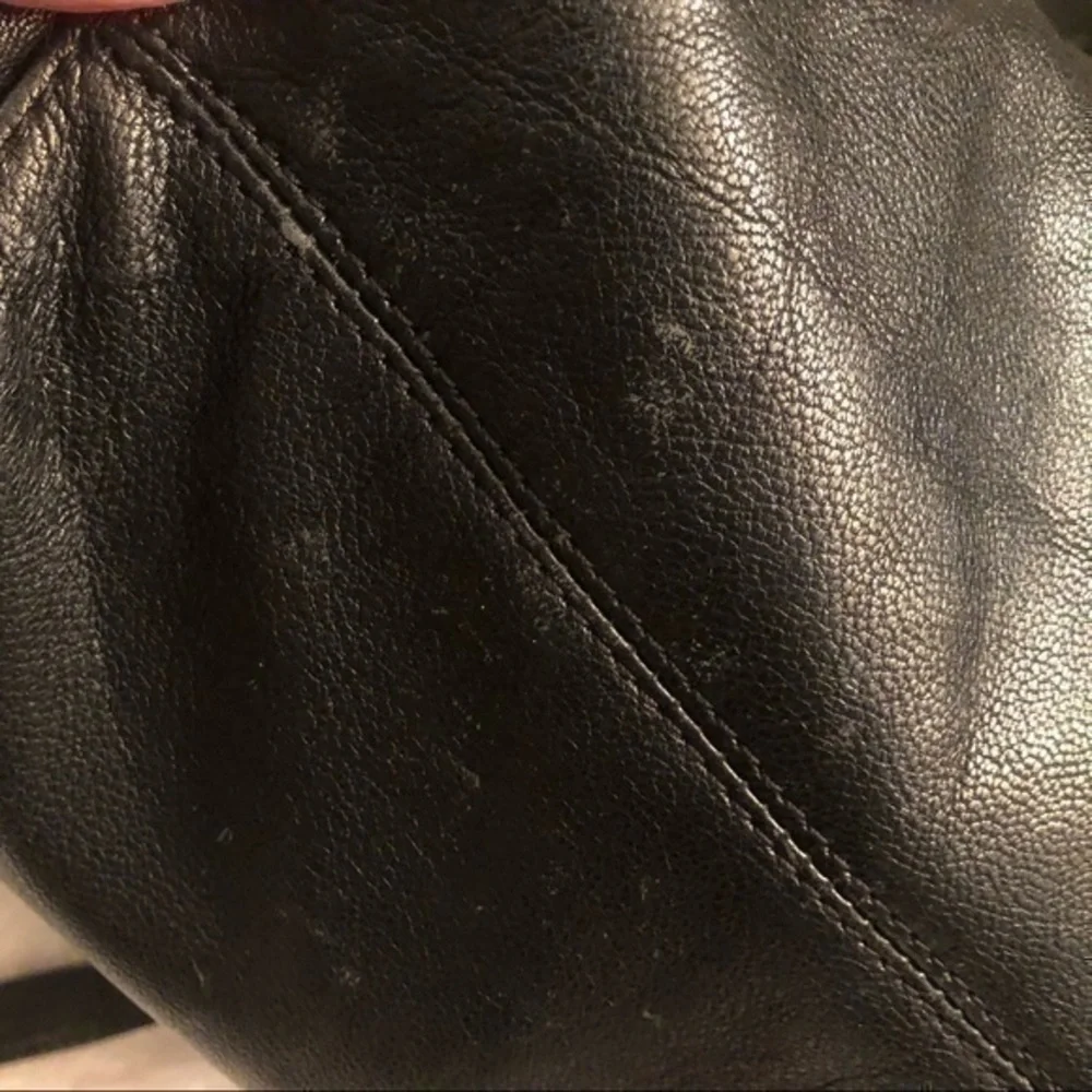 Michael kors black leather gathered bag